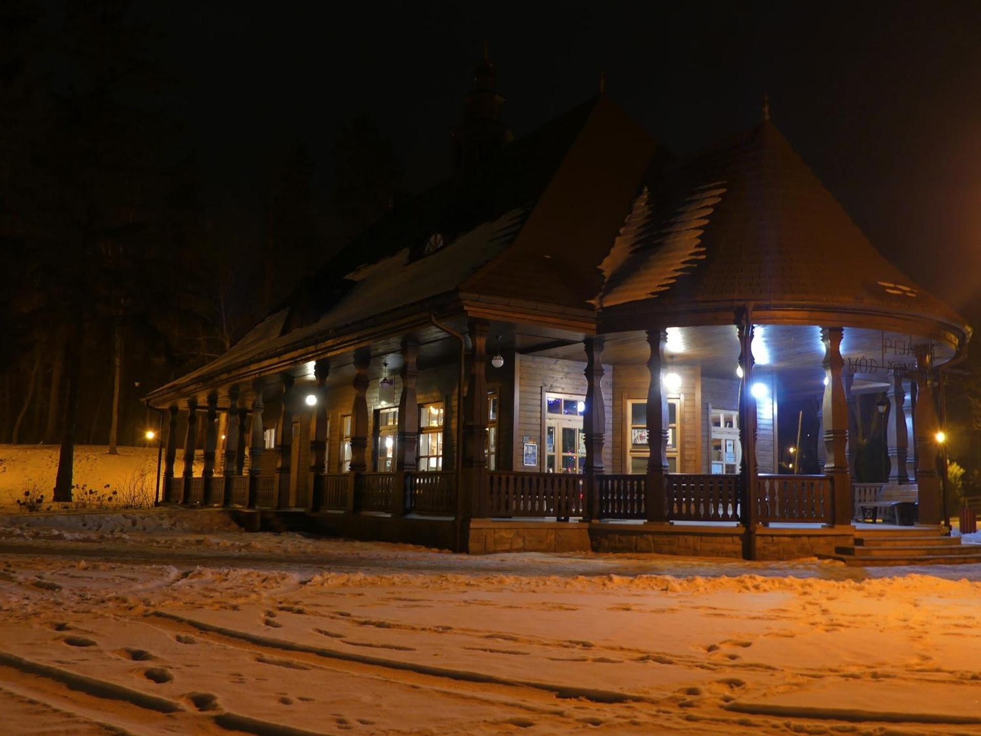 Dom Goscinny Orange Wysowa-Zdroj Exterior photo